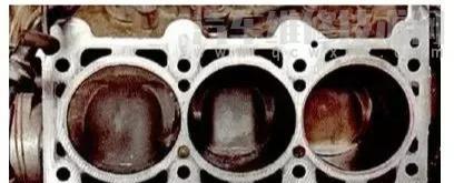 【奧迪A6L急加速EPC燈亮加速無(wú)力發(fā)動(dòng)機(jī)抖動(dòng)維修】圖4