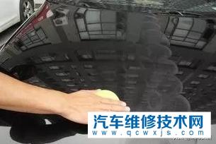汽車打蠟的好處和壞處是什么?怎樣正確選擇車蠟? 汽車打蠟的好處和壞處是什么?怎樣正確選擇車蠟?