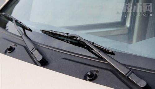 雨刮器怎么保養(yǎng)（雨刮使用注意事項）