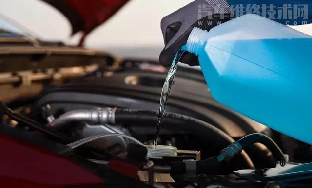 汽車防凍液3年了還能用嗎 怎么知道防凍液該換了 汽車防凍液3年了還能用嗎 怎么知道防凍液該換了