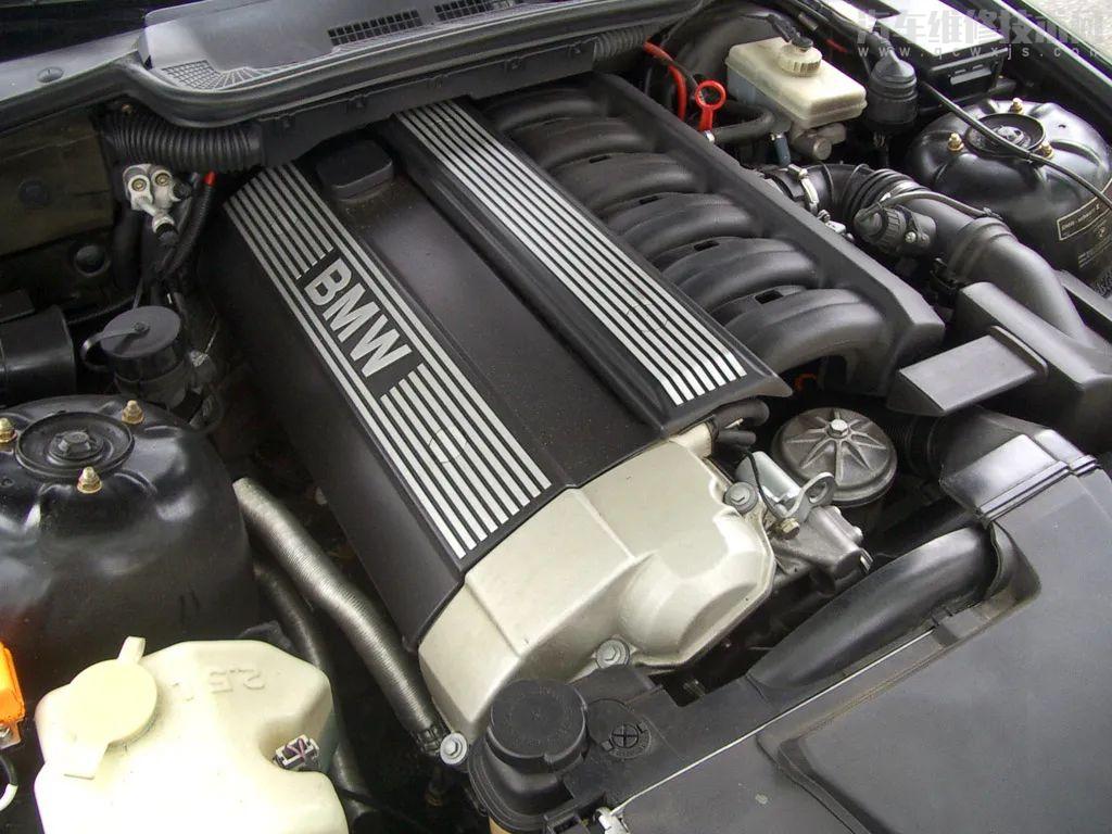 【寶馬歷史上的直六缸發動機主要有哪些?】圖3