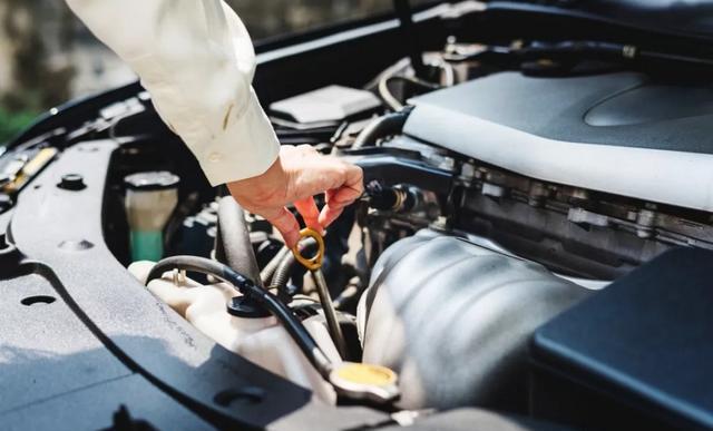 【保養剩下的機油下次保養可以用嗎 保養剩下的機油可以放多久】圖3