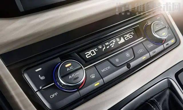 【開車時(shí)怎樣正確除霧？汽車除霧有什么技巧？】圖2