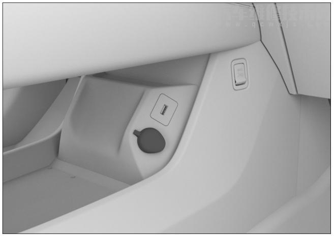 【哈弗大狗usb充電接口在哪　哈弗大狗備用電源在哪】圖3