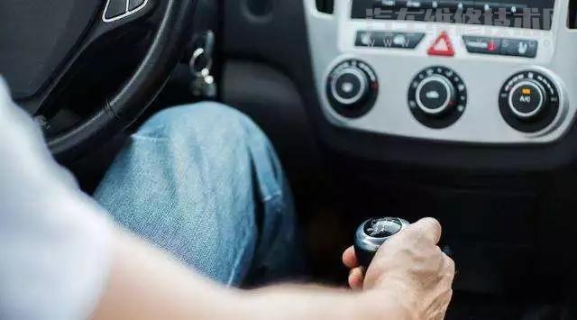 二擋起步對(duì)車有什么傷害嗎?什么情況下可以用二擋起步?