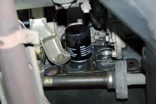 新車第二次保養需要換什么、保養什么? 新車第二次保養需要換什么、保養什么?