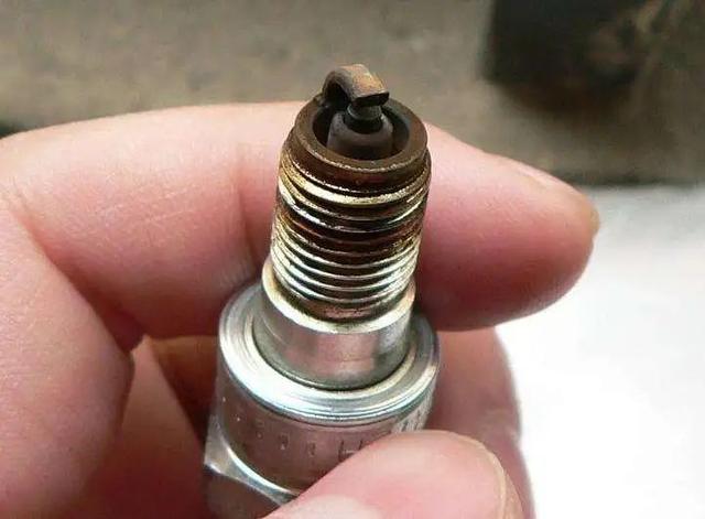 新車第二次保養需要換什么、保養什么? 新車第二次保養需要換什么、保養什么?