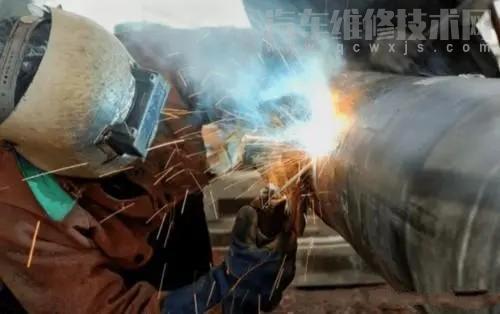 【電焊對人身體有哪些危害性(電焊對人的傷害有多大)】圖4