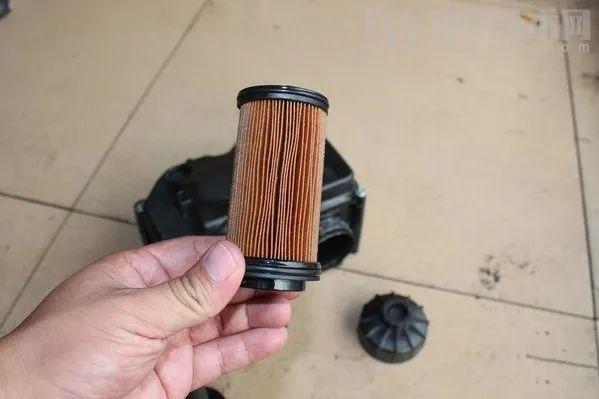 汽車尿素濾芯堵了是什么狀況？汽車尿素濾芯堵了怎么辦