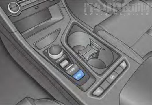 威馬E5自動駐車怎么開啟