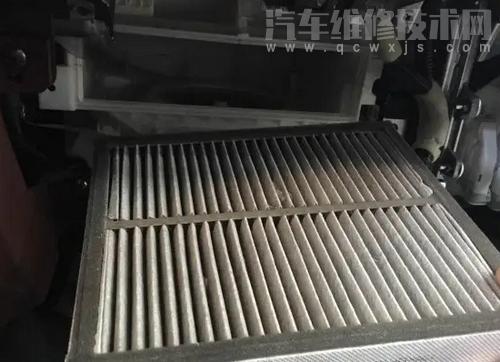 汽車空調(diào)濾芯安裝方向