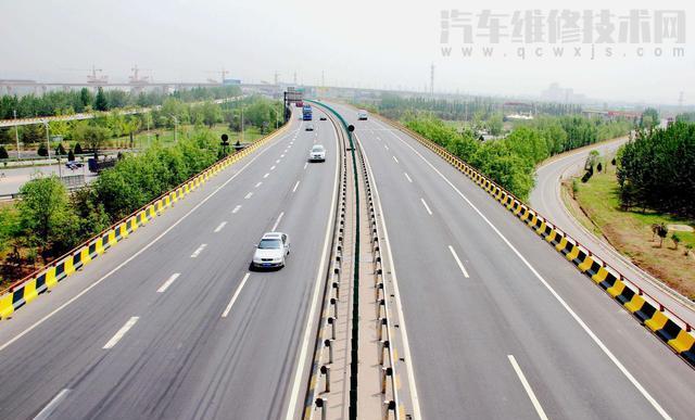 新手開車注意事項及駕車技巧(圖解)