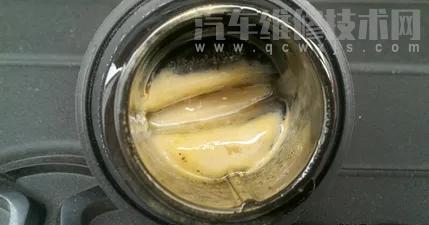 一般機油乳化發白是什么原因造成的