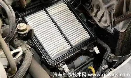 為什么要定期更換空氣濾清器 不換空氣濾清器的后果