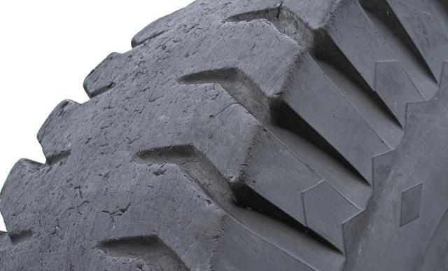 輪胎店的輪胎和某寶的輪胎價格相差近一半?怎么選擇? 輪胎店的輪胎和某寶的輪胎價格相差近一半?怎么選擇?