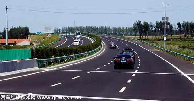 有什么辦法預防汽車在高速公路爆胎