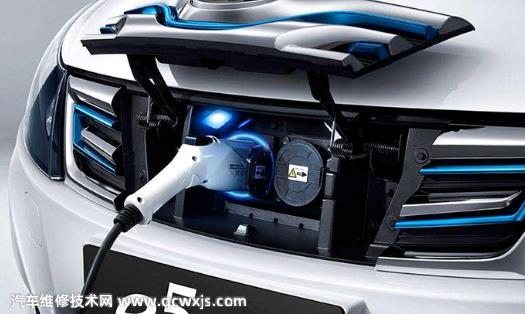 比亞迪e5顯示“充電連接中”無法慢充故障維修 比亞迪e5顯示“充電連接中”無法慢充故障維修