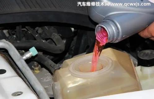 新車防凍液多久要換？