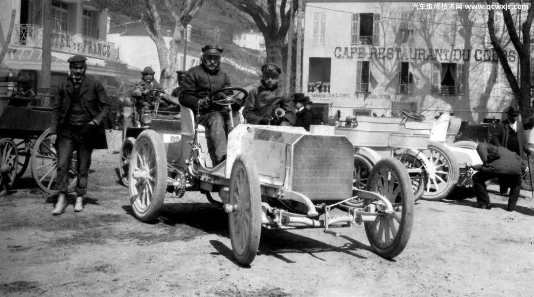 【奔馳車前臉格柵122年的演變史】圖2
