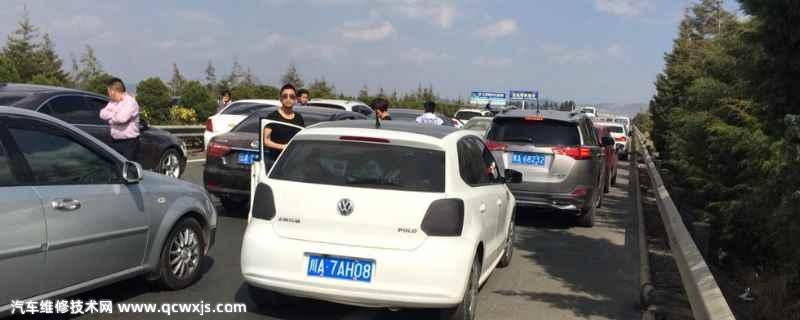 堵車走應急車道的話怎么處罰