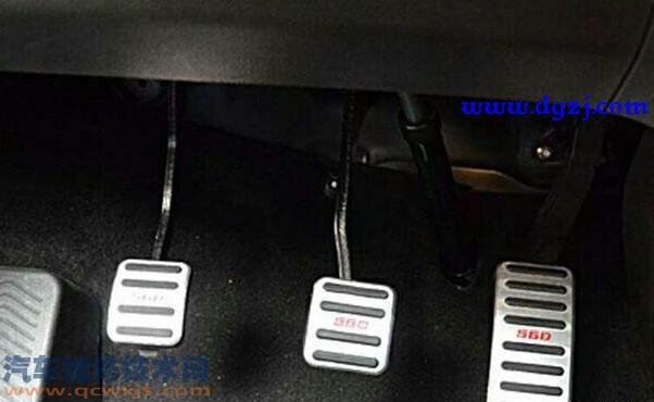 汽車在行駛中為什么要勤換擋