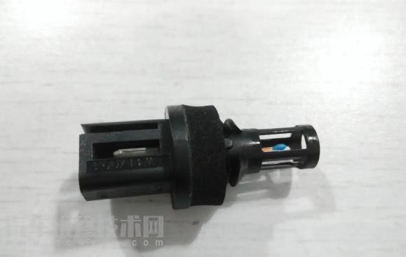 車(chē)上的溫度傳感器有哪些 車(chē)上的溫度傳感器的作用 車(chē)上的溫度傳感器有哪些 車(chē)上的溫度傳感器的作用