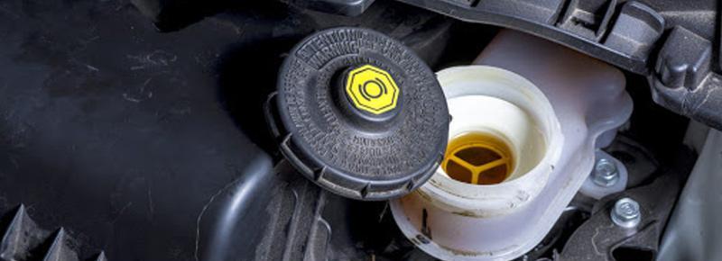 寶馬320剎車(chē)油多長(zhǎng)時(shí)間更換 寶馬320li剎車(chē)油多少公里換