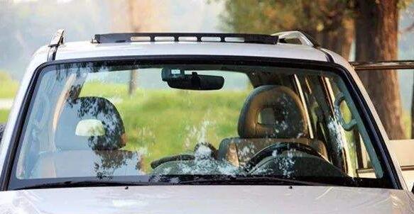 汽車玻璃視覺減速 減速玻璃為啥能減速 汽車玻璃視覺減速 減速玻璃為啥能減速