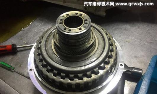 變速箱磨損嚴(yán)重的表現(xiàn)有哪些