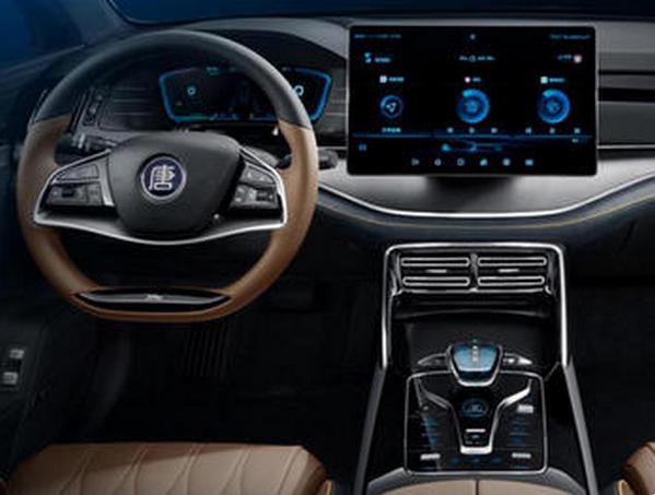 車方向盤鎖死怎么開