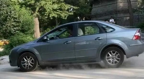 車輪抱死后怎么恢復(fù)