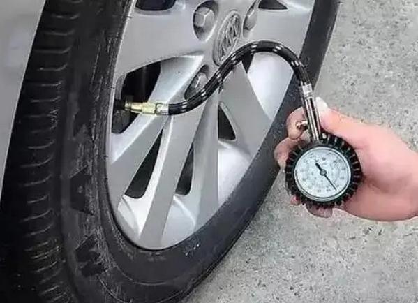 小車(chē)輪胎氣壓多少合適