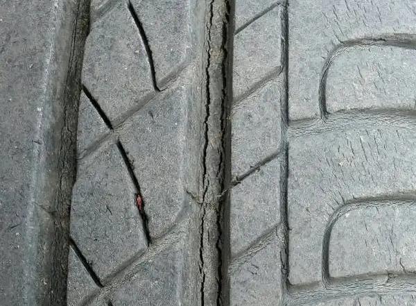輪胎凹槽龜裂就得換嗎