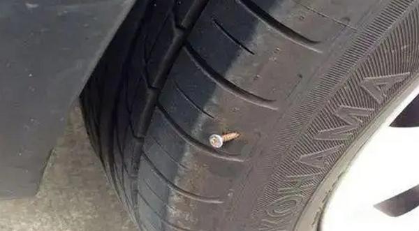 輪胎扎了怎么補最好