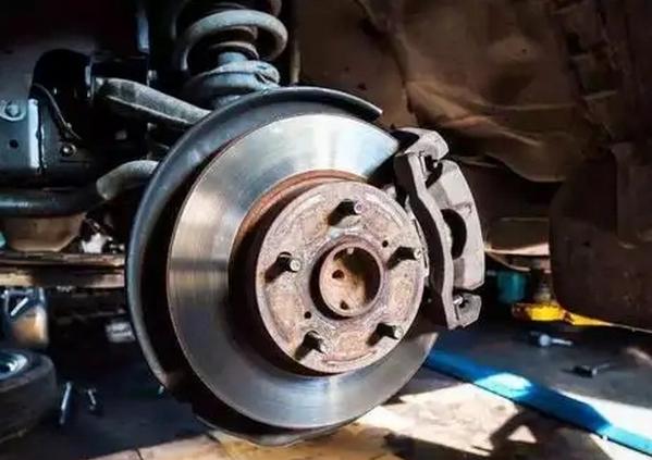 汽車剎車不回位怎么解決