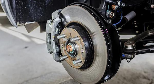 汽車剎車回不去是怎么回事