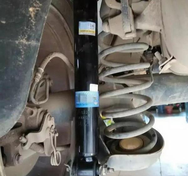 汽車減震器壞了有什么癥狀