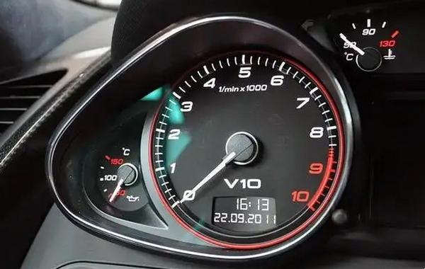 發(fā)動機(jī)轉(zhuǎn)速高傷車嗎