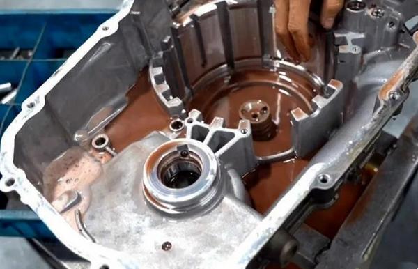 變速箱進水會出現(xiàn)哪些征兆