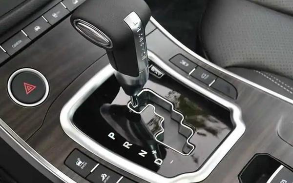 掛入D或者R擋發動機就熄火是什么原因