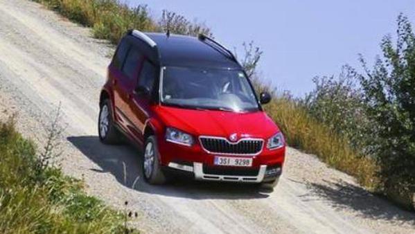 自動擋車下坡怎么操作最好