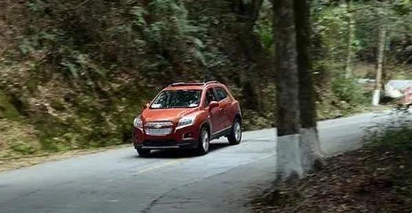 長下坡剎車失靈怎么辦