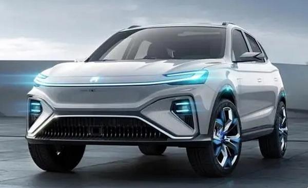 猛踩油門會爆缸嗎