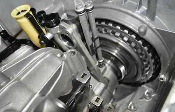 雙離合變速箱最大的缺點和優點是什么?