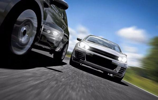 下坡時怠速空檔和下坡帶擋滑行那個省油?