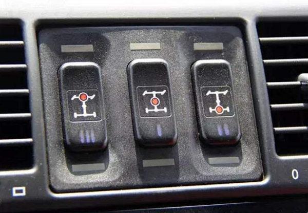 差速鎖按鍵怎么操作