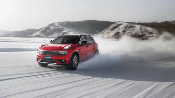 全時四驅有差速鎖嗎?有什么作用??