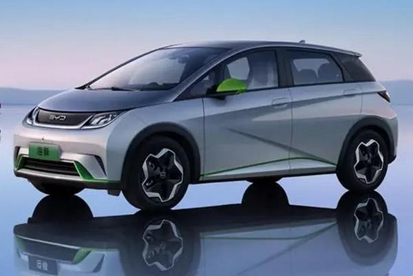 新能源汽車第一次保養(yǎng)什么