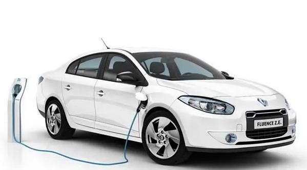 純電動汽車首保是什么時候?