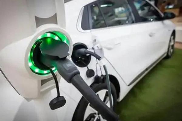 新能源汽車首次保養(yǎng)的內(nèi)容有哪些